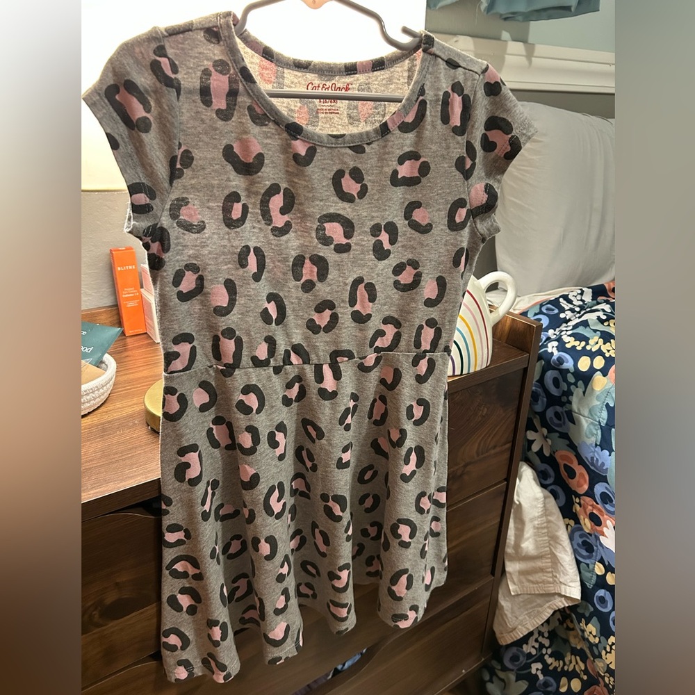 Cat & Jack Gray Dress with Pink Leopard Pattern size 6